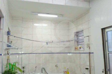 Casa à venda com 2 quartos, sendo 1 suíte, em Vila Dom Pedro I, São Paulo, SP