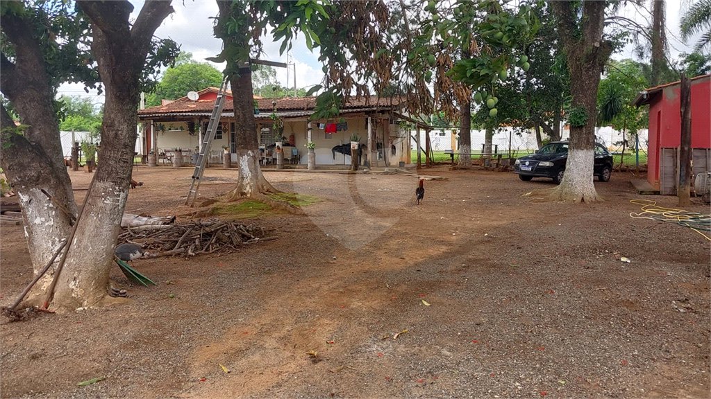Chácara à venda com 4 quartos no Centro, Araçoiaba da Serra, SP