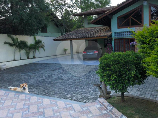 Casa Térrea à venda com 3 quartos, sendo 1 suíte,  em Serra da Cantareira, Mairiporã, SP