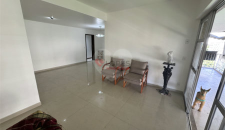 Apartamento à venda com 4 quartos, sendo 1 suíte,  em Tijuca, Rio de Janeiro, RJ