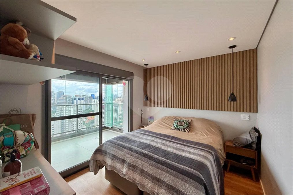 Apartamento à venda com 3 suítes em Santo Amaro, São Paulo, SP