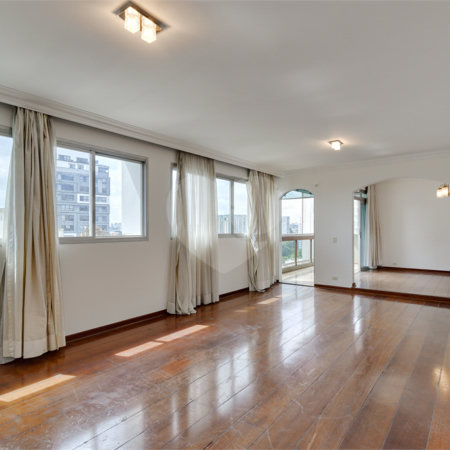 Apartamento à venda com 4 suítes em Campo Belo, São Paulo, SP