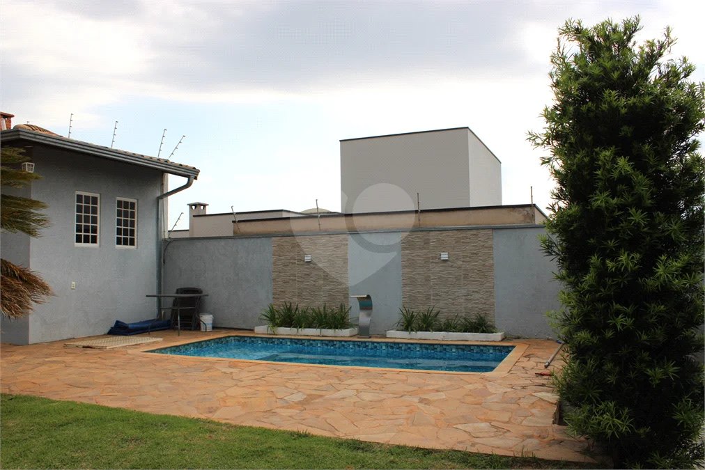 Casa à venda ou para alugar com 2 quartos em Jardim Santa Helena, Valinhos, SP