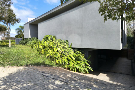 Casa à venda com 4 suítes no condomínio Alphaville Nova Esplanada 1, Votorantim - SP