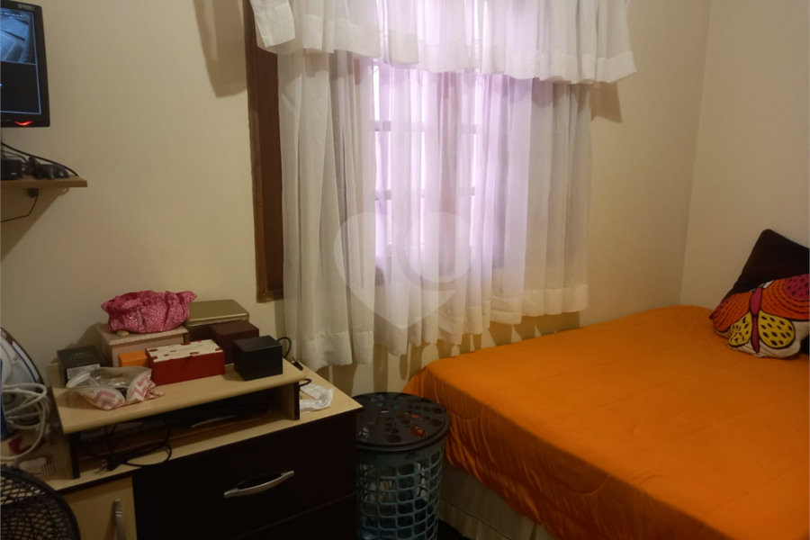 Casa à venda com 3 quartos, sendo 1 suíte, em Parque Novo Mundo, São Paulo, SP