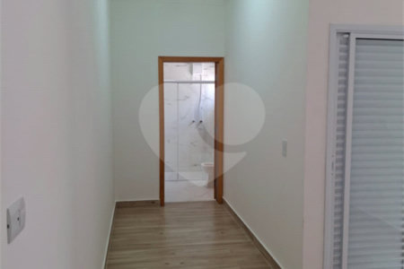 Casa à venda com 3 quartos, sendo 1 suíte, no condomínio Costa das Areias, Salto - SP