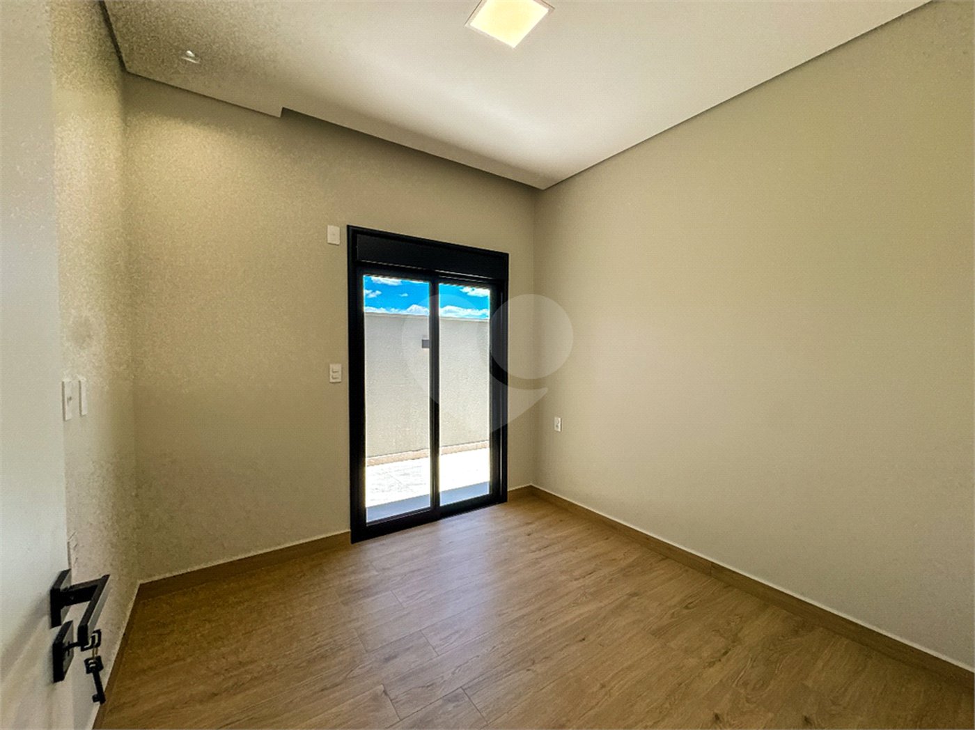 Casa à venda com 3 suítes no condomínio Jardim Residencial Dona Maria Candida, Indaiatuba - SP