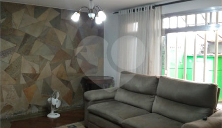 Casa Térrea à venda com 3 quartos, sendo 1 suíte, em Vila Clarice, São Paulo, SP