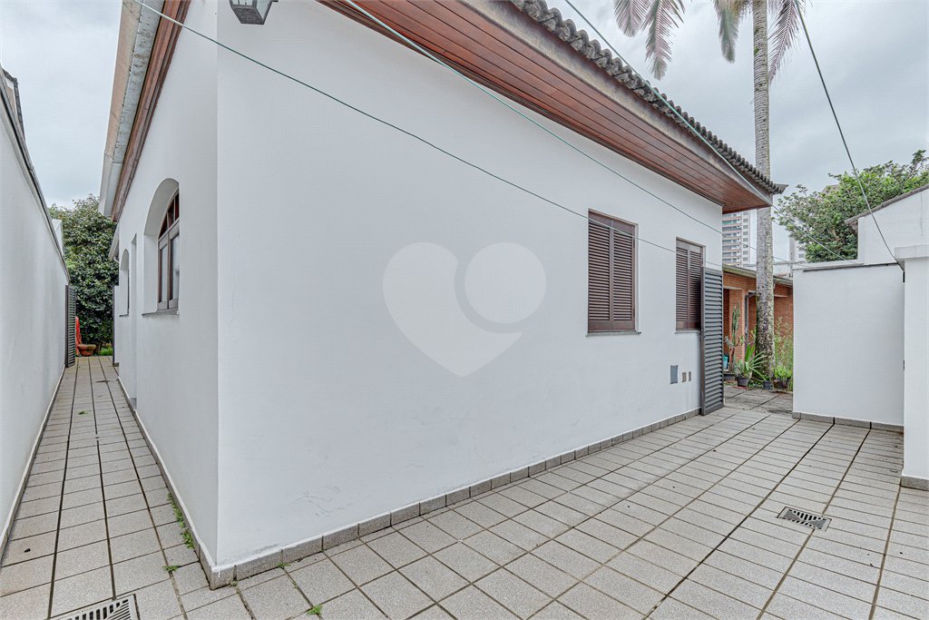 Casa Térrea à venda com 4 quartos, sendo 1 suíte, em Jardim Prudência, São Paulo, SP