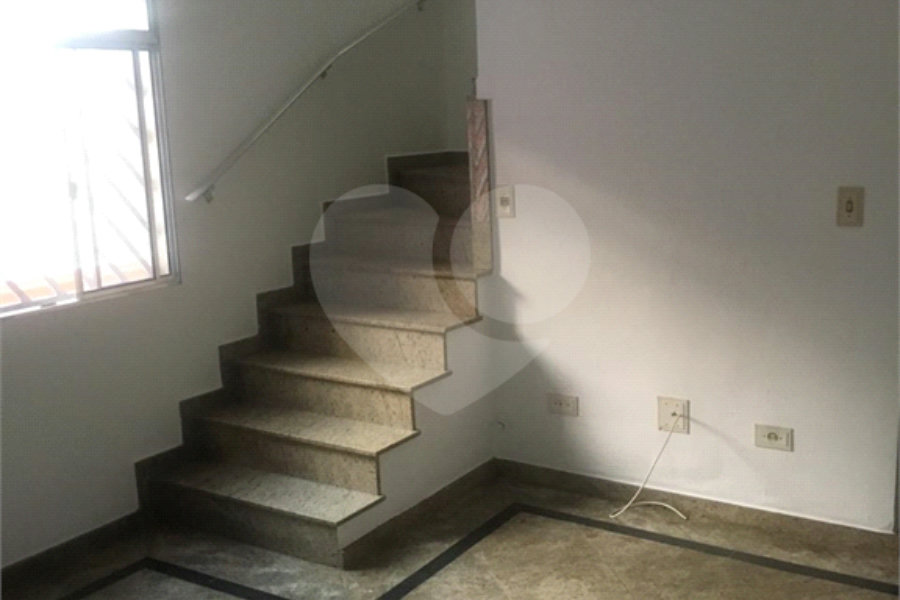 Casa à venda com 2 quartos, sendo 1 suíte, no condomínio Colibri, São Paulo - SP