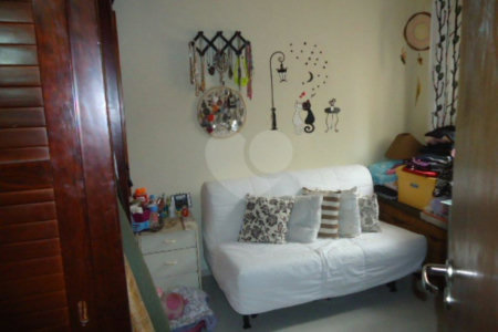 Casa à venda com 3 quartos, sendo 1 suíte, em Jardim das Vertentes, São Paulo, SP