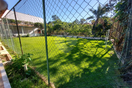 Chácara à venda com 2 quartos em Bosque, Vinhedo, SP