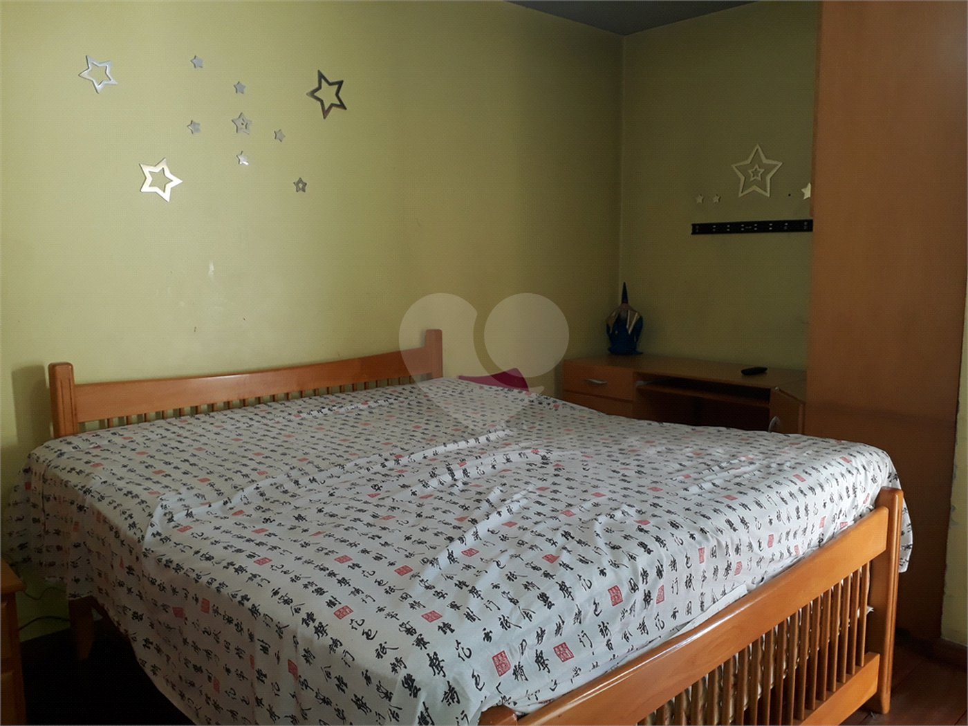 Sobrado à venda com 4 quartos, sendo 1 suíte, em Vila Constança, São Paulo, SP