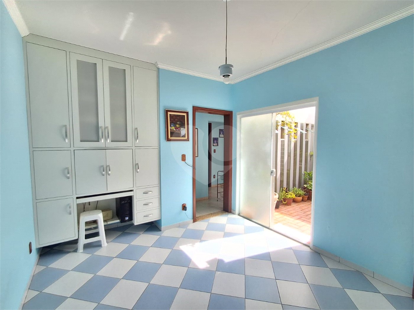 Casa à venda com 4 quartos, sendo 1 suíte, em Wanel Ville, Sorocaba, SP