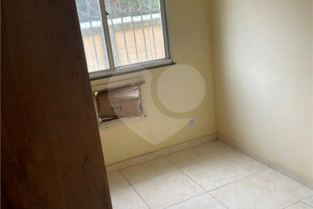 Apartamento para alugar com 2 quartos em Senador Vasconcelos, Rio de Janeiro, RJ