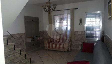 Sobrado à venda com 5 quartos, sendo 1 suíte,  em Vila Guilherme, São Paulo, SP