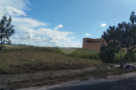 Terreno à venda em Residencial Vista do Horto, Araraquara, SP