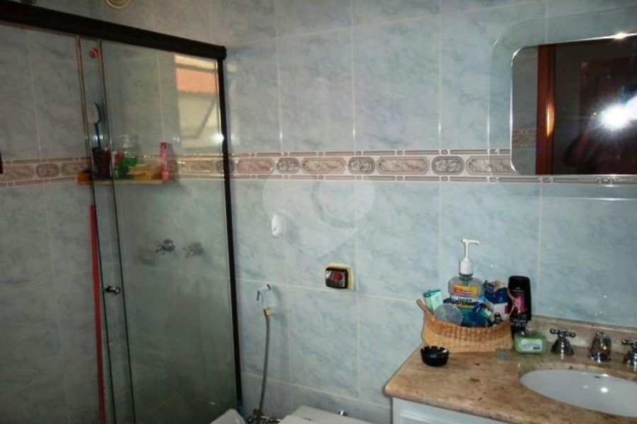 Sobrado à venda com 4 suítes em Água Fria, São Paulo, SP
