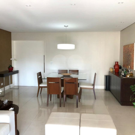 Apartamento à venda com 4 quartos, sendo 3 suítes,  em Cidade Monções, São Paulo, SP