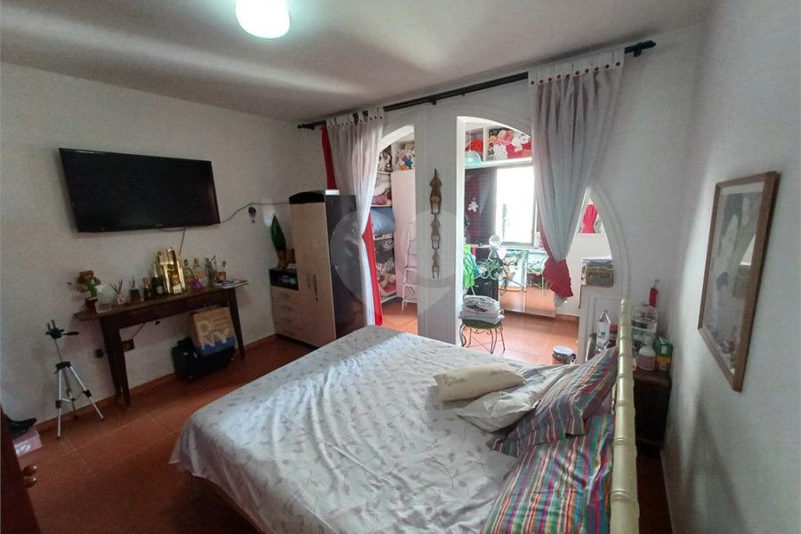 Sobrado à venda com 4 quartos, sendo 1 suíte, em Perdizes, São Paulo, SP