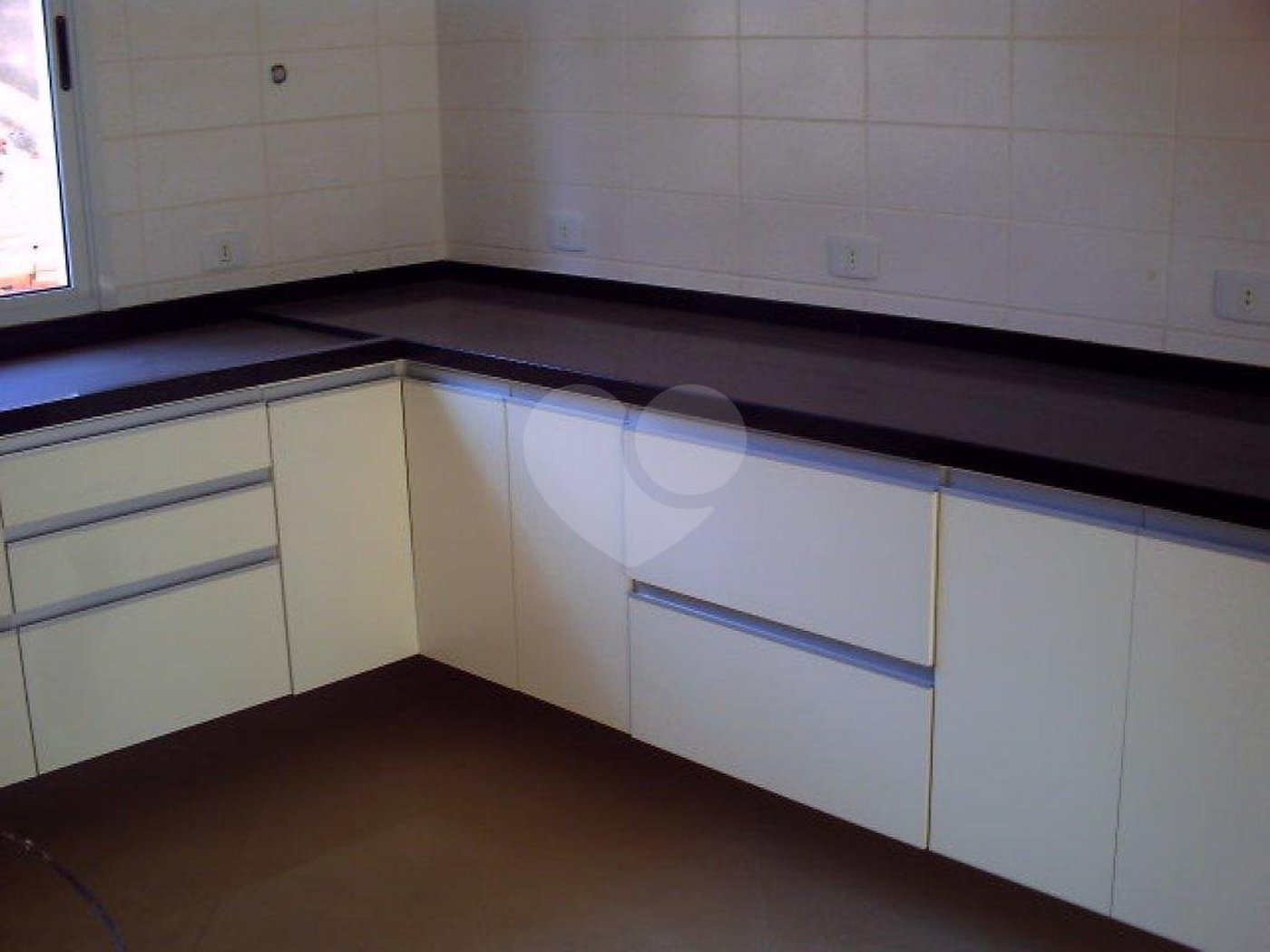 Sobrado à venda com 3 quartos, sendo 1 suíte, em Vila Irmãos Arnoni, São Paulo, SP