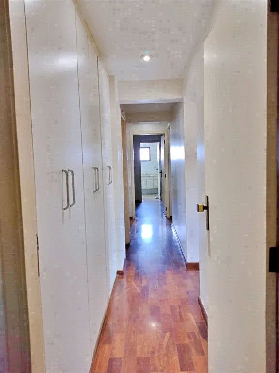Apartamento à venda com 4 quartos, sendo 3 suítes, em Vila Andrade, São Paulo, SP