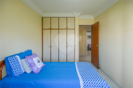 Apartamento à venda com 4 quartos, sendo 1 suíte, em Moema, São Paulo, SP