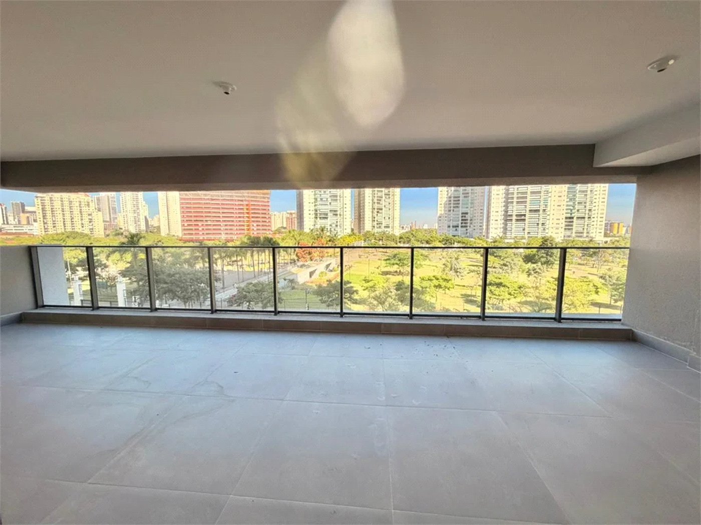 Apartamento à venda com 4 quartos, sendo 3 suítes, em Água Branca, São Paulo, SP