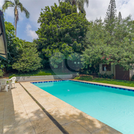 Casa Térrea à venda com 3 quartos, sendo 1 suíte, em Jardim Petrópolis, São Paulo, SP