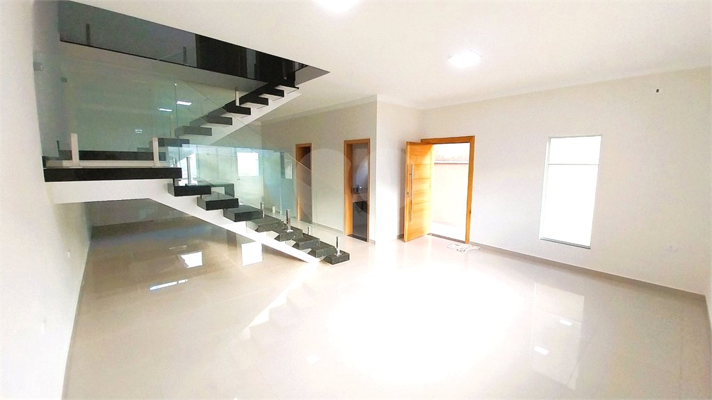 Casa à venda ou para alugar com 3 quartos, sendo 1 suíte, em Jardim Paulista, Atibaia, SP