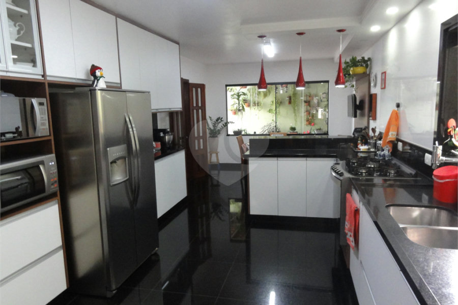 Sobrado à venda com 4 quartos, sendo 2 suítes,  em Mandaqui, São Paulo, SP