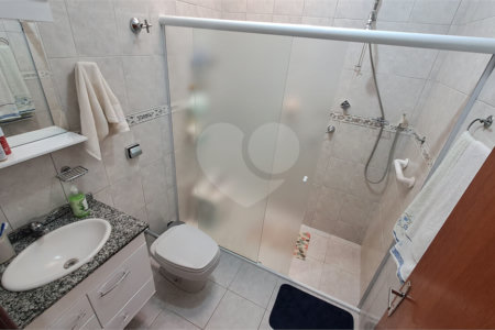 Casa à venda com 3 quartos, sendo 1 suíte, no condomínio Residencial Vale das Laranjeiras, Indaiatuba - SP