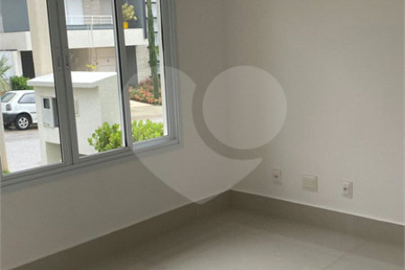 Casa à venda com 4 suítes no condomínio Chácara Ondina, Sorocaba - SP