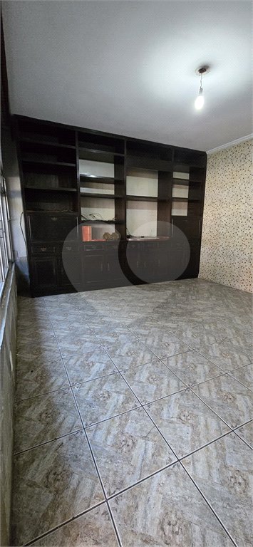 Casa à venda com 3 quartos, sendo 1 suíte, em Lar São Paulo, São Paulo, SP