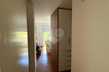 Casa à venda com 3 quartos, sendo 1 suíte, em Ipiranga, São Paulo, SP