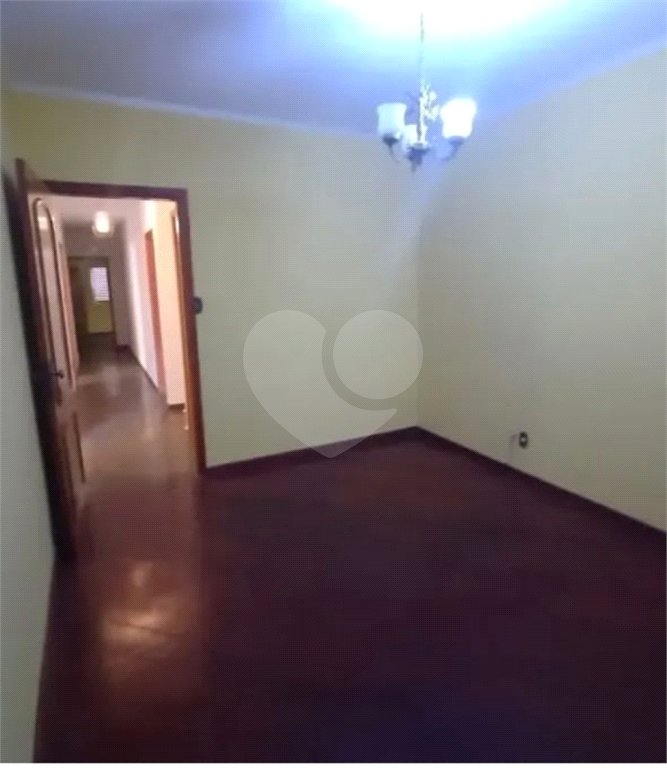 Casa à venda com 3 quartos, sendo 1 suíte,  em Vila Maria, São Paulo, SP
