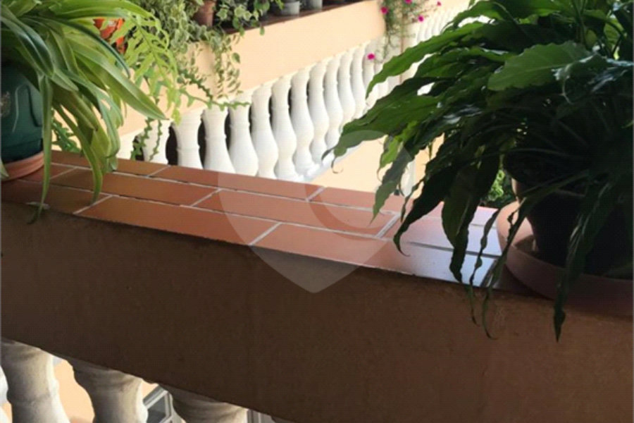 Sobrado à venda com 10 quartos, sendo 2 suítes, em Pirituba, São Paulo, SP