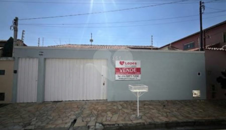 Casa à venda com 3 quartos em Jardim Alvorada, Itapetininga, SP