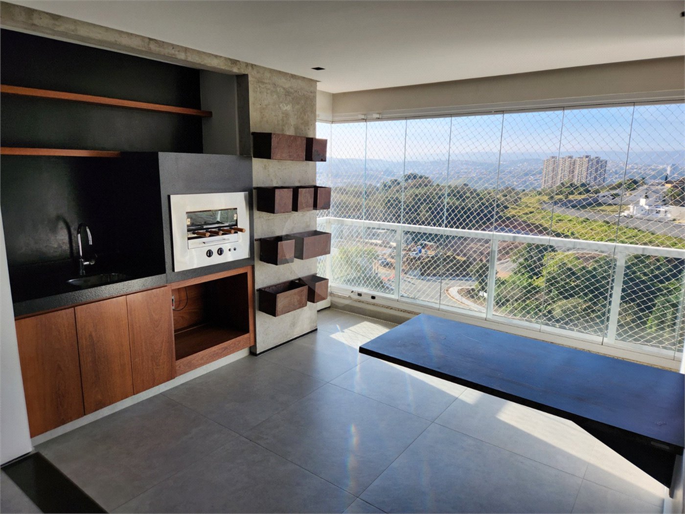 Apartamento à venda com 3 suítes em Jardim Emília, Sorocaba, SP