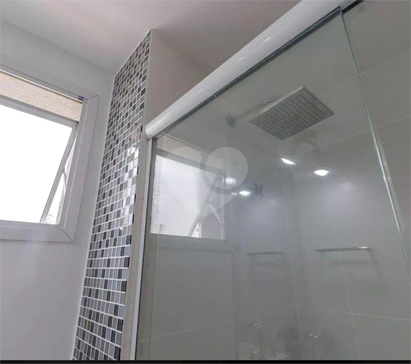 Apartamento à venda com 2 quartos, sendo 1 suíte,  em Vila Andrade, São Paulo, SP