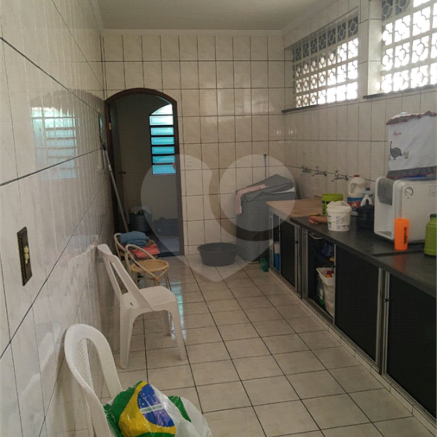 Casa à venda com 3 quartos, sendo 1 suíte, em Bosque dos Eucaliptos, São José dos Campos, SP