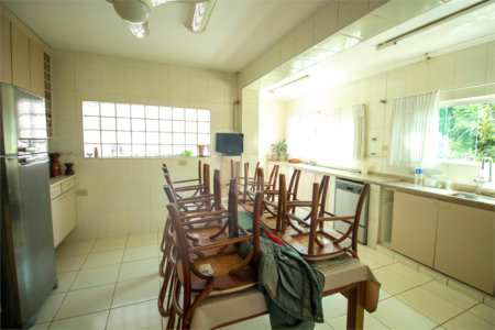 Casa à venda com 3 quartos, sendo 1 suíte, em Vila Junqueira, São Roque, SP