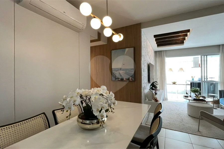 Apartamento à venda com 3 quartos, sendo 2 suítes, em Riviera de São Lourenço, Bertioga, SP