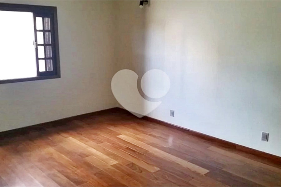 Casa Térrea à venda com 3 quartos, sendo 1 suíte, em Tremembé, São Paulo, SP
