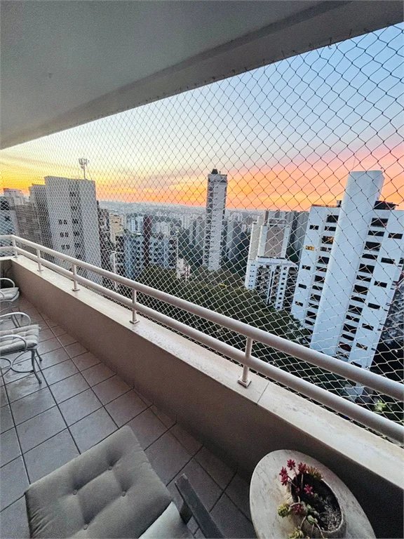 Apartamento à venda com 3 quartos, sendo 1 suíte, em Vila Suzana, São Paulo, SP