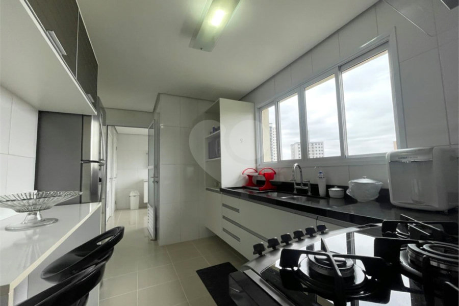 Apartamento à venda com 3 suítes em Santana, São Paulo, SP