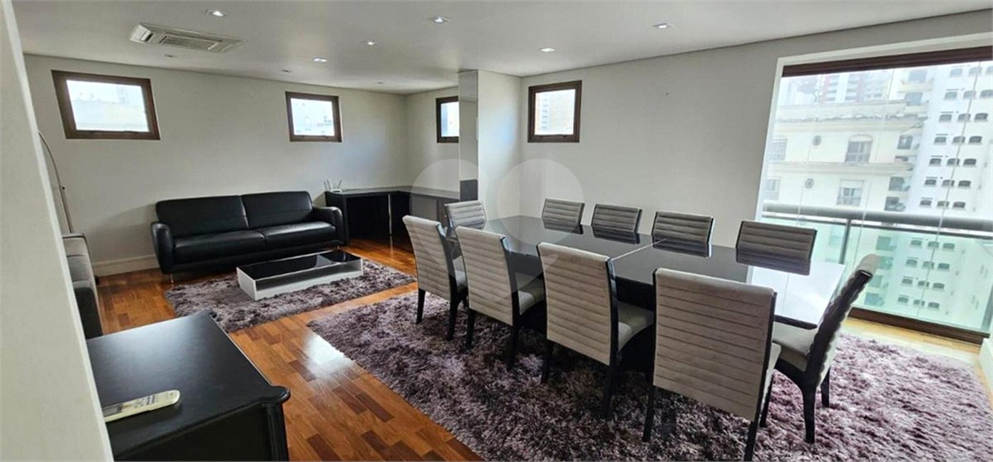 Apartamento à venda com 4 quartos, sendo 3 suítes, em Jardim Paulista, São Paulo, SP