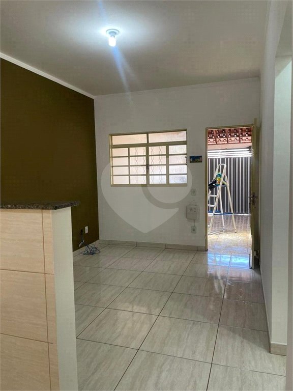 Casa à venda com 2 quartos, sendo 1 suíte, em Jardim Victório Antônio de Santi II, Araraquara, SP