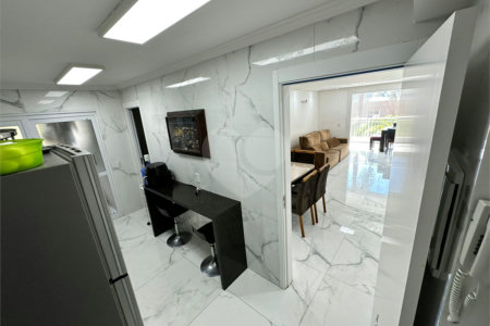 Apartamento à venda com 4 quartos, sendo 1 suíte, em Jardim Vazani, São Paulo, SP