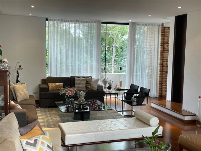 Casa de Vila à venda com 4 suítes em Morumbi, São Paulo, SP